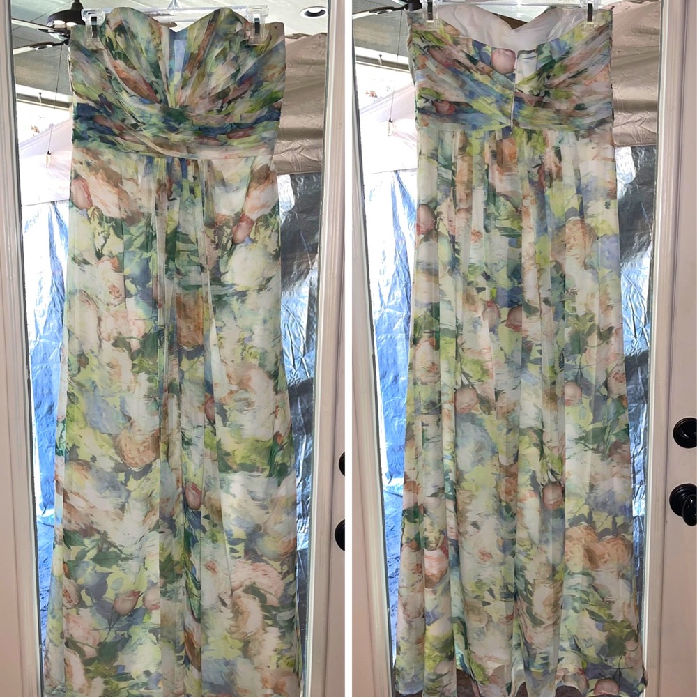 Strapless David’s Bridal Gown